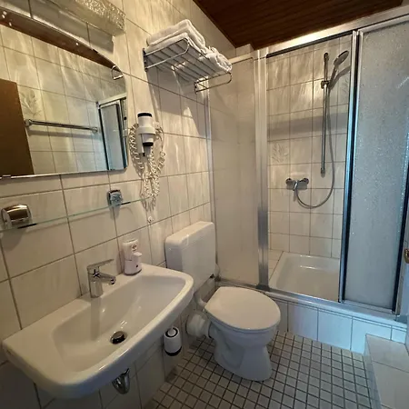 Zur Muehle Szálloda