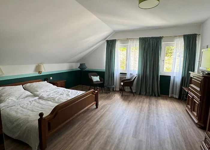 Zur Muehle Отель